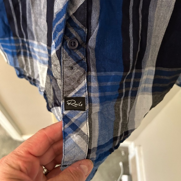 RAILS BLUE PLAID BUTTON DOWN FLANNEL AHIRT WITH POCKETS SIZE SMALL - Picture 4 of 11